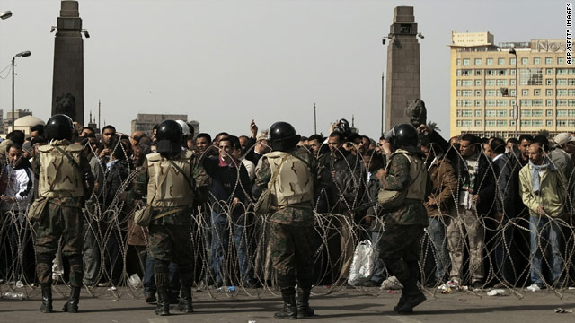 Pushing out Mubarak