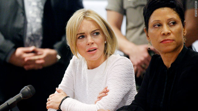 Lindsay Lohan pleads not guilty to jewelry theft