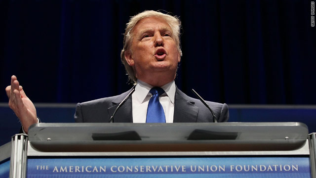 Last minute Trump appearance sends press scrambling