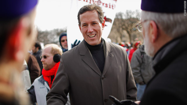 Santorum makes hire, heads back to Iowa