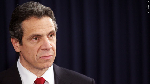 Poll: Bipartisan support for Cuomo