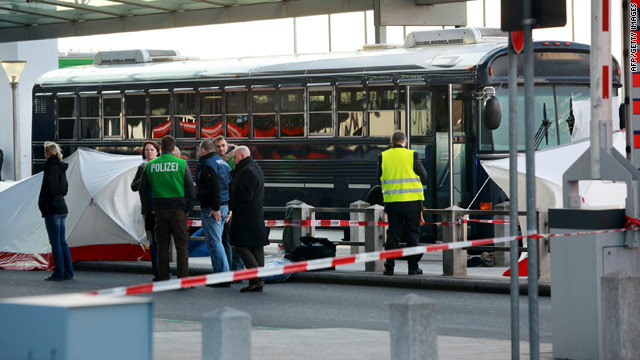 Report: U.S. stops using school buses after Frankfurt shootings