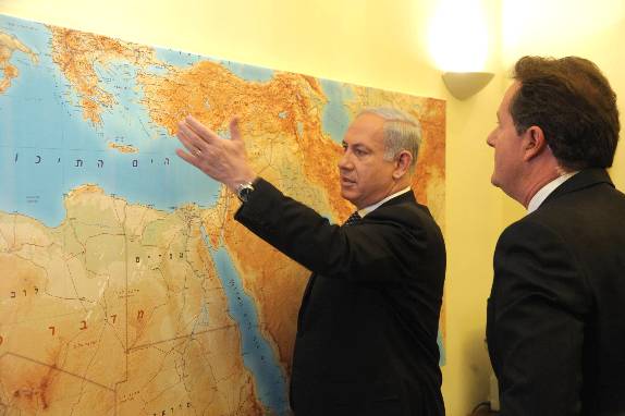 Prime Minister Benjamin Netanyahu of Israel meets with Piers Morgan(Getty)