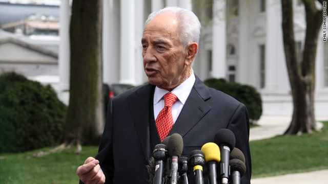 Shimon Peres envía carta a nuevo presidente de Egipto y habla de importancia de la paz