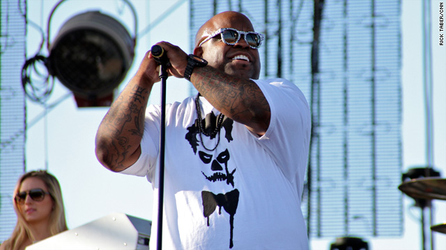 Coachella Day 1: Cee Lo gets unplugged – and not by choice