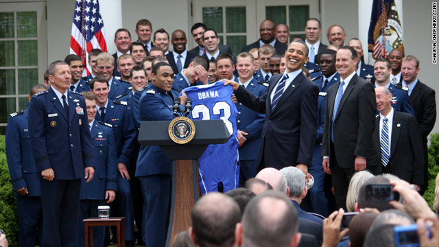 Obama honors Air Force Falcons