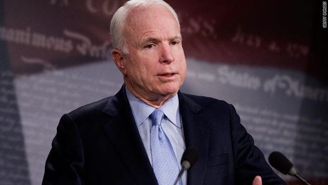 John McCain travels to Libya to meet with rebel forces