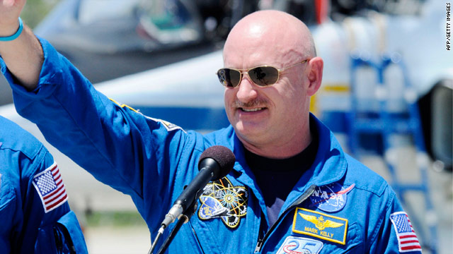Endeavour commander: Giffords 'more than medically ready' to see launch