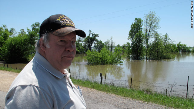 'Heart-wrenching' feeling as flooding destroys homes, land and a way of life