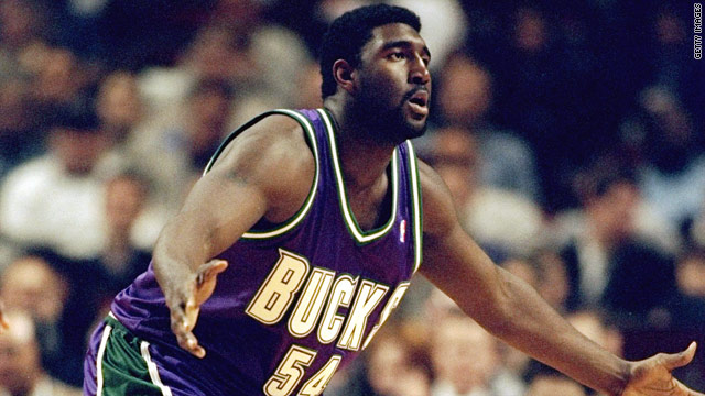 Former NBA player Robert 'Tractor' Traylor found dead