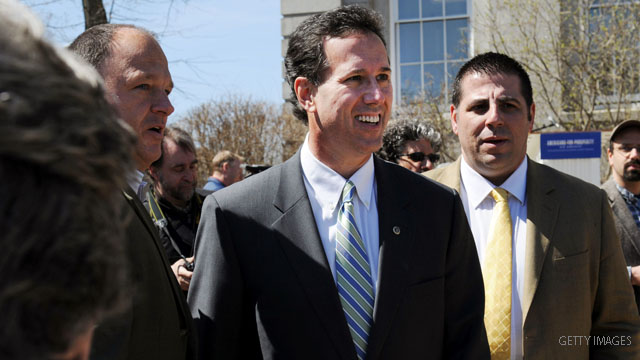 Santorum backtracks on McCain criticism