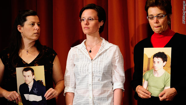 Cindy Hickey: Mothers of two American hikers held in Iran are now on a hunger strike