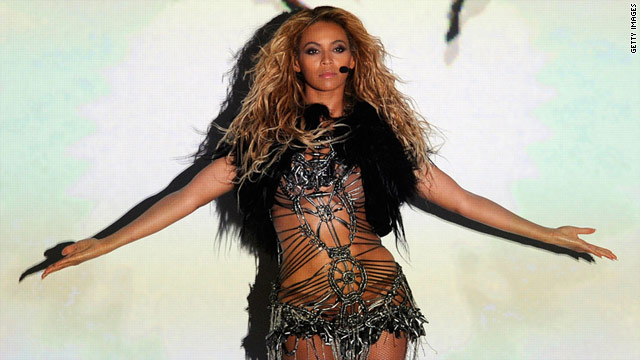 Stars shine at Billboard Music Awards
