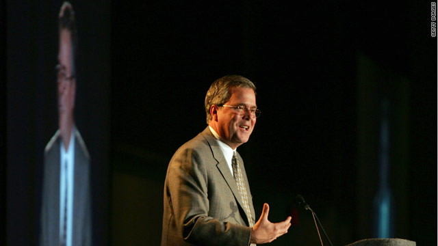 Bush praises 2012 candidate