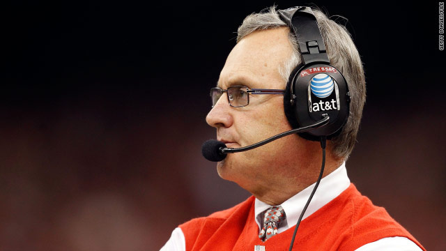 Jim Tressel resigns as Ohio State football coach