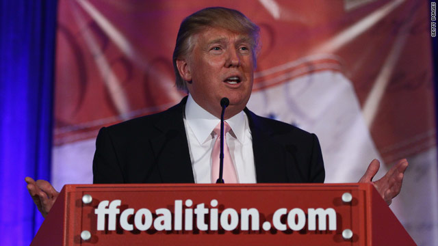 Trump rambles yet wows crowd at conservative gathering