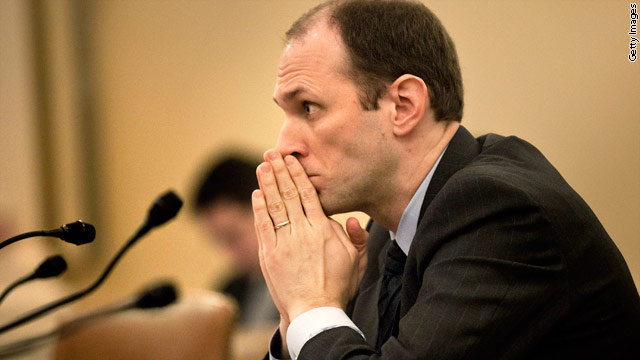 Spitzer: Exit the president's economic advisers
