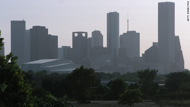Study: Concrete jungle worsens pollution