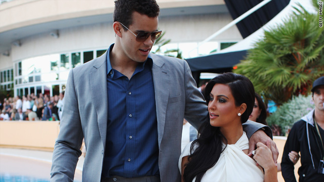 'Showbiz Tonight' Flashpoint: Are Kim K.'s lawsuit plans a mistake?