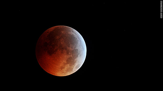 Spectacular lunar eclipse Wednesday