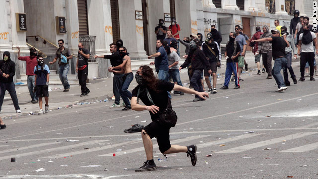 Spitzer: The disturbing Greek debt crisis