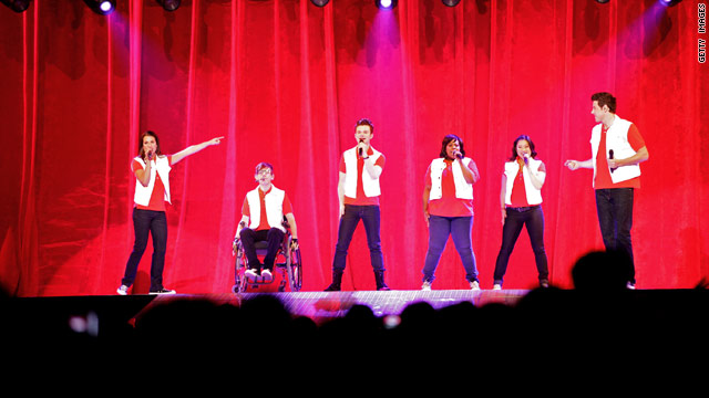 'Glee' brings in new writers; Paltrow surprises fans