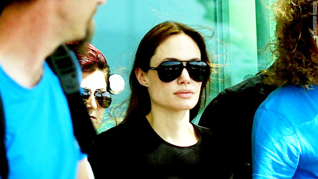 Jolie in Turkey to meet Syrian refugees
