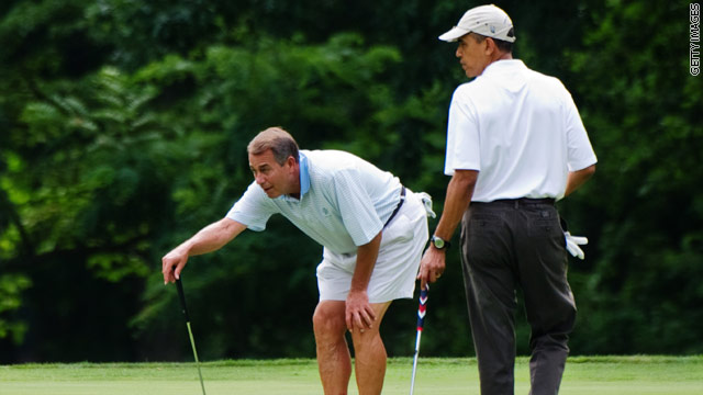 Obama, Boehner tee off on the links