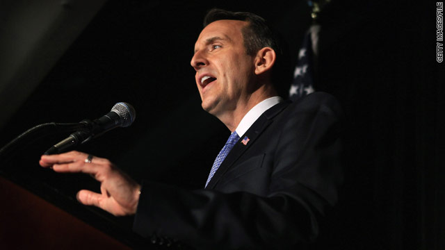 Pawlenty takes another jab at Romney