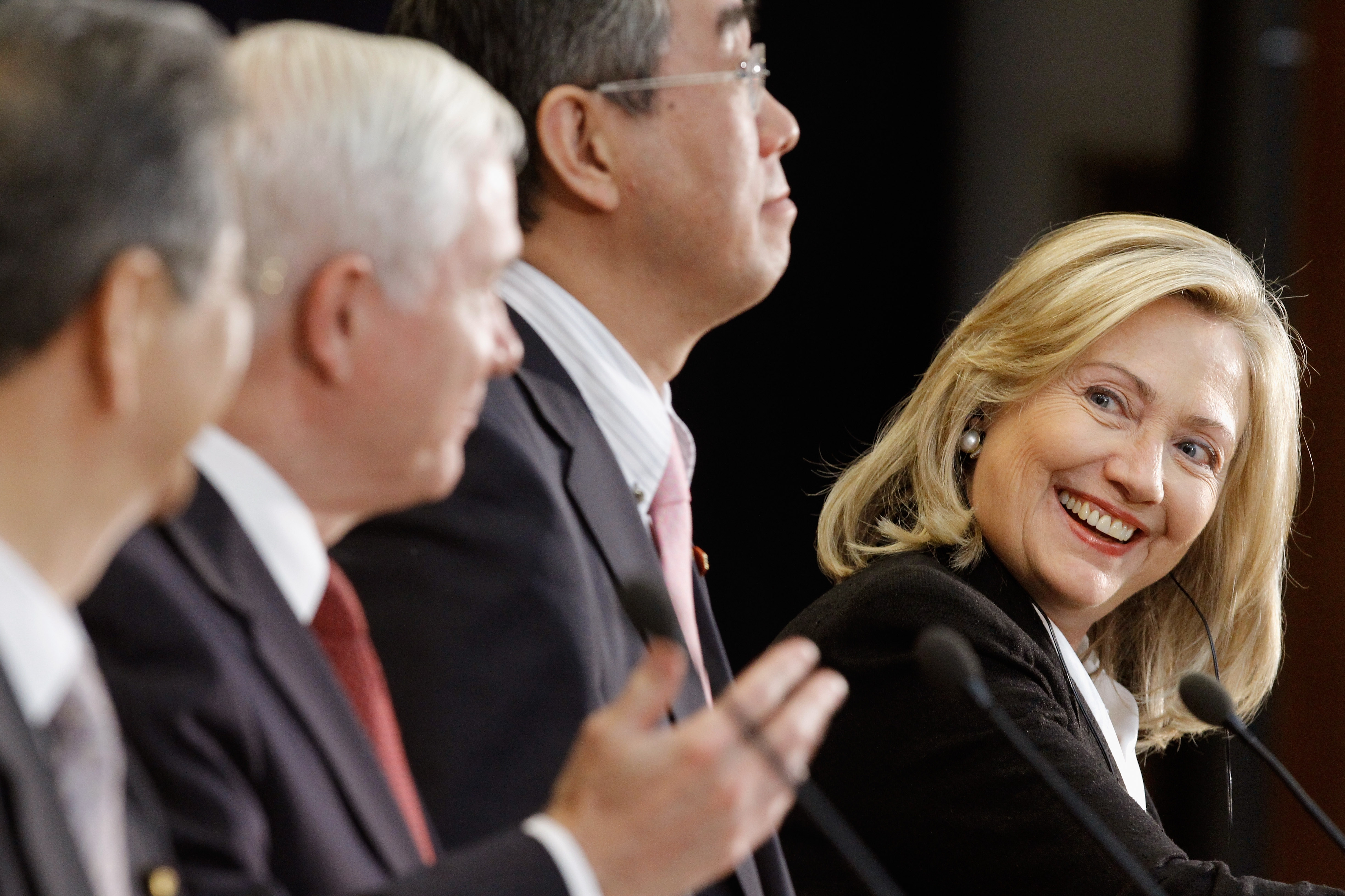 Clinton switches gears, publicly praises Saudi women's driving protest Clinton switches gears, publicly praises Saudi women's driving protest