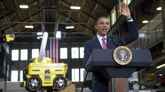 Obama shares spotlight with Palin, Bachmann