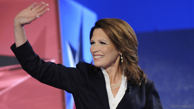 Bachmann makes official 2012 presidential announcement
