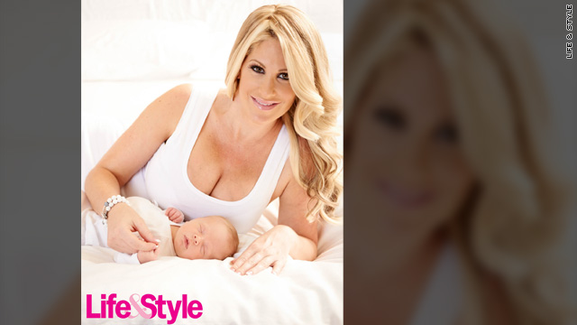 'Real Housewife' Kim Zolciak shows off baby boy