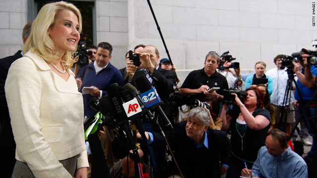 ABC News hires Utah kidnap victim Elizabeth Smart