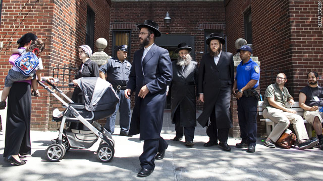 Child's grisly murder shocks Jewish Brooklyn neighborhood