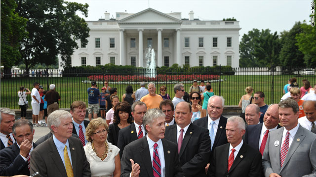 GOP congressmen show up at White House, want plan