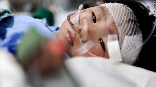 Toddler rescued from China train crash may lose leg