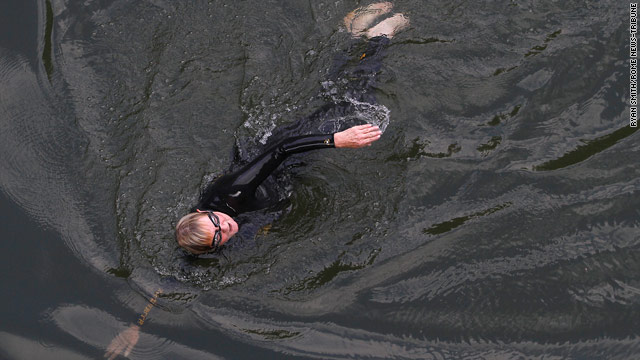 Tri Challenge: Breathe deeply to conquer wet suit anxiety