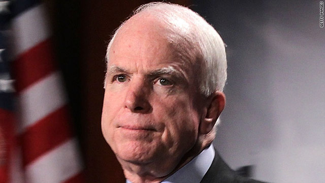 McCain refers to 'tea party hobbits,' blasts Bachmann-backed idea