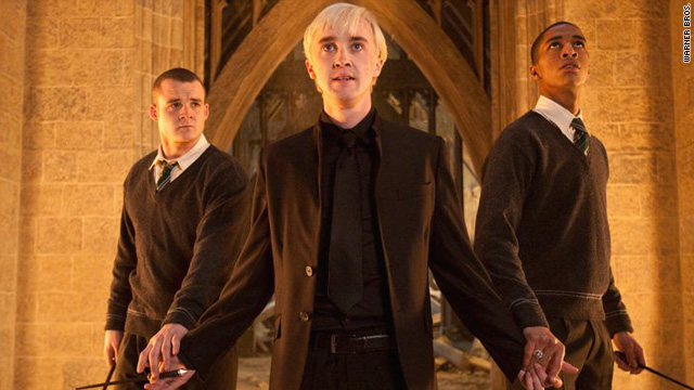 'Deathly Hallows: Part 2' makes $1 billion