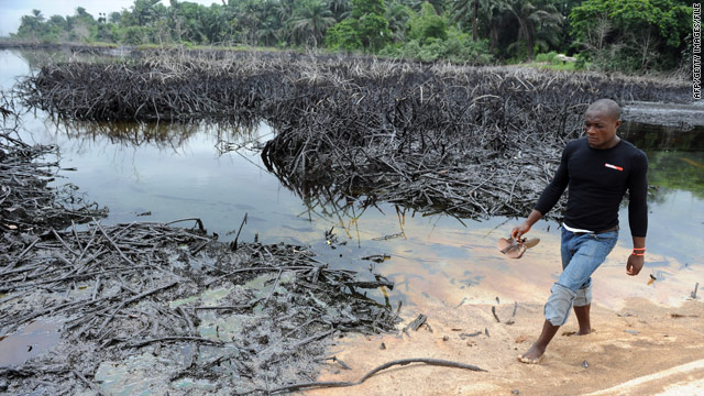 U.N. report: Nigeria oil cleanup could take 30 years, cost $1 billion U.N. report: Nigeria oil cleanup could take 30 years, cost $1 billion