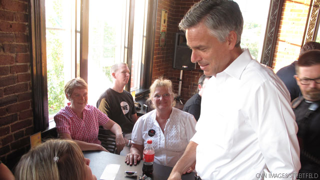 Huntsman woos New Hampshire moderates