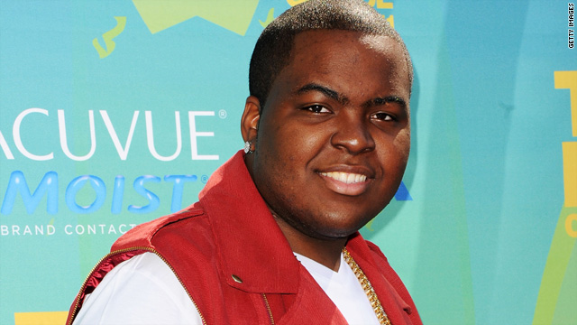 Sean Kingston back on red carpet after accident