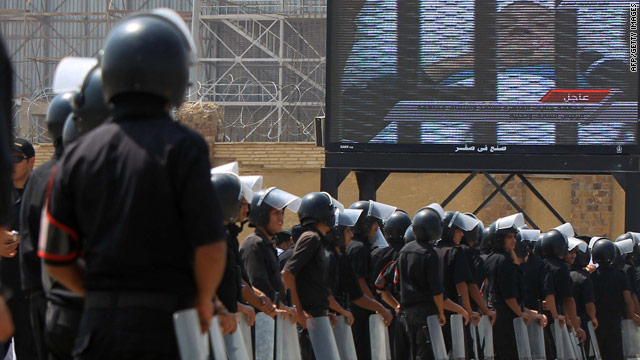 The trial of Hosni Mubarak: Revolutionary justice or 'revolutionary crack'?