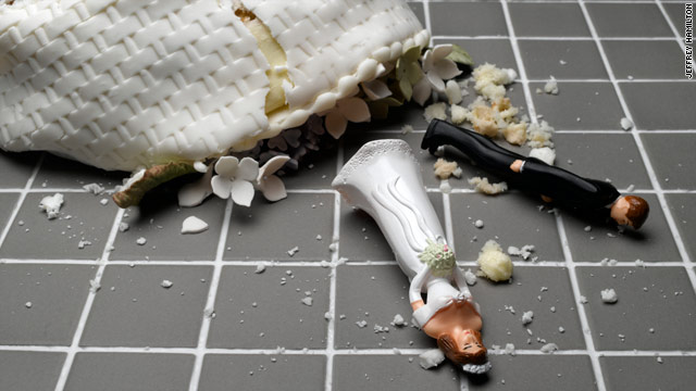 Box lunch: Matrimonial muggers and Oreo origins