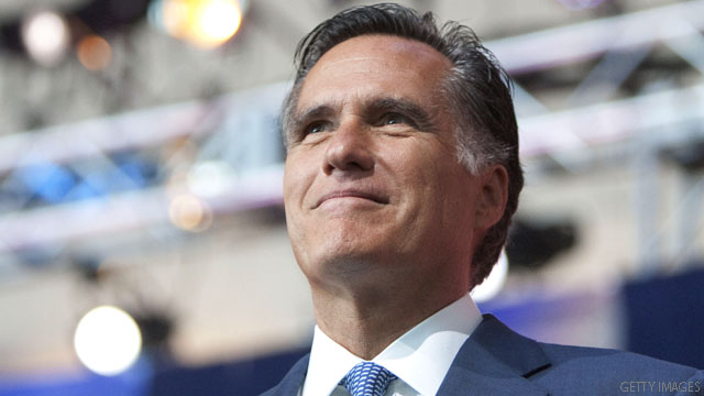 Poll: Romney maintains top spot in California