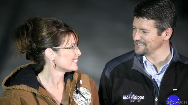 Palin endorses (Todd, that is)