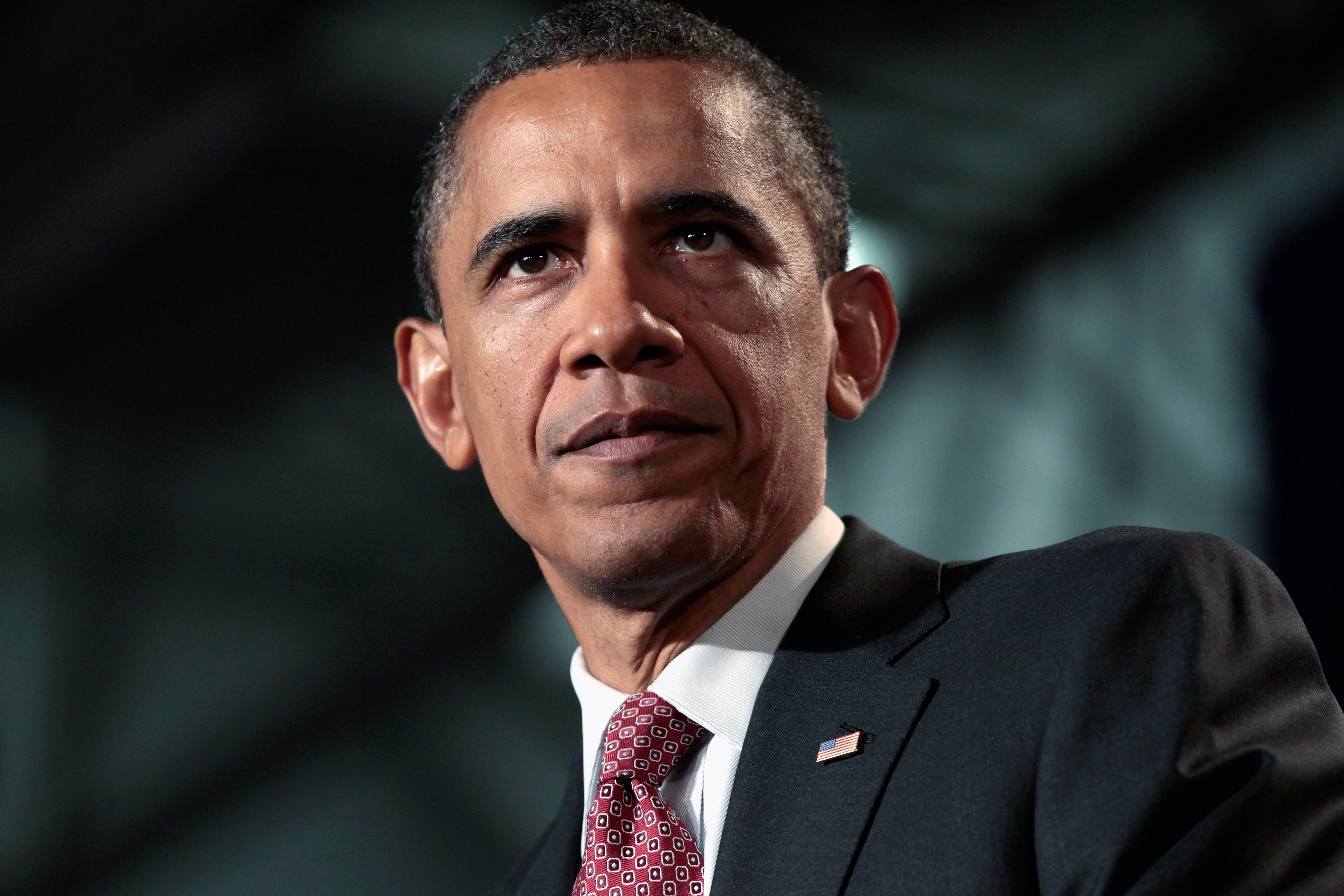 Need to Know News: Obama to unveil $3 trillion in debt cuts; 'Modern Family' takes home five Emmys