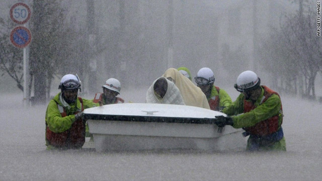On the Radar: Japan typhoon, SeaWorld hearing, Listeria deaths