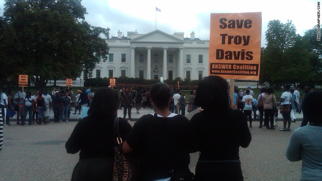 Troy Davis protest outside the White House